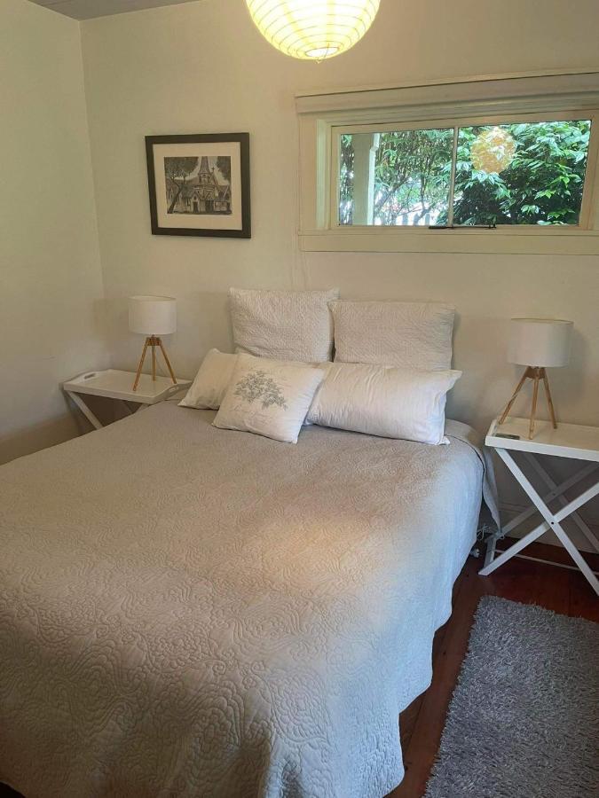 Brony'S Beachfront-Short And Long Term Stays Porirua Luaran gambar
