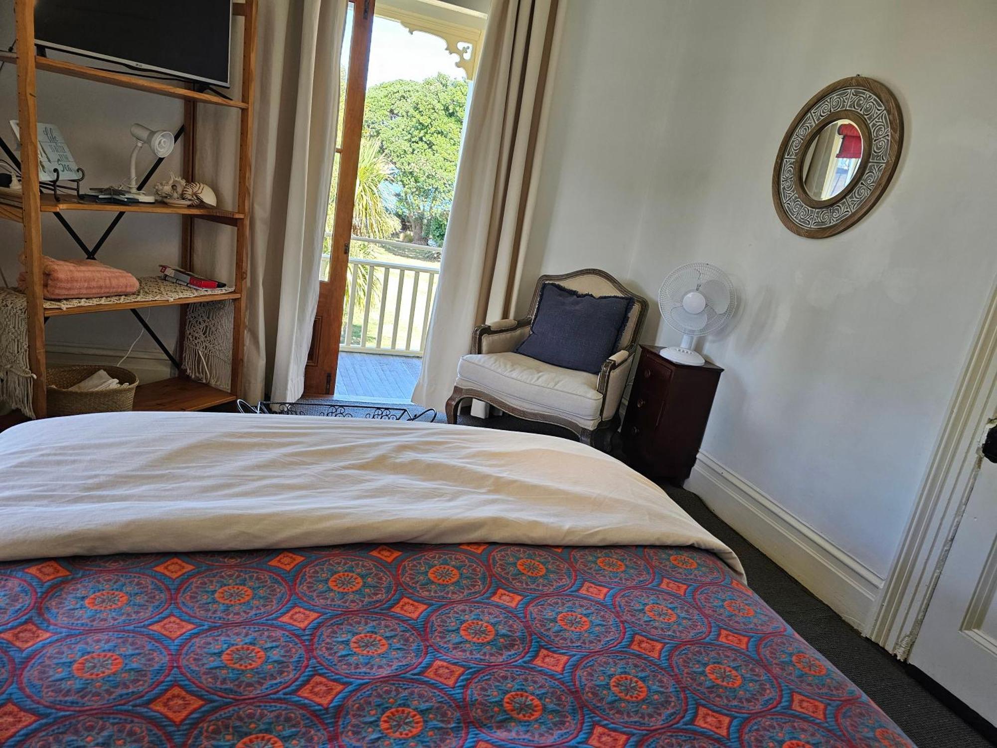Brony'S Beachfront-Short And Long Term Stays Porirua Luaran gambar